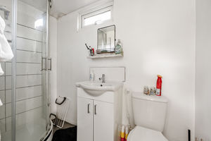 Photo 24- click for photo gallery